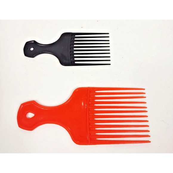 Vintage Hair Picks Lift Comb Plastic Made In USA Red Black 2 Pack 7 in - Picture 4 of 4